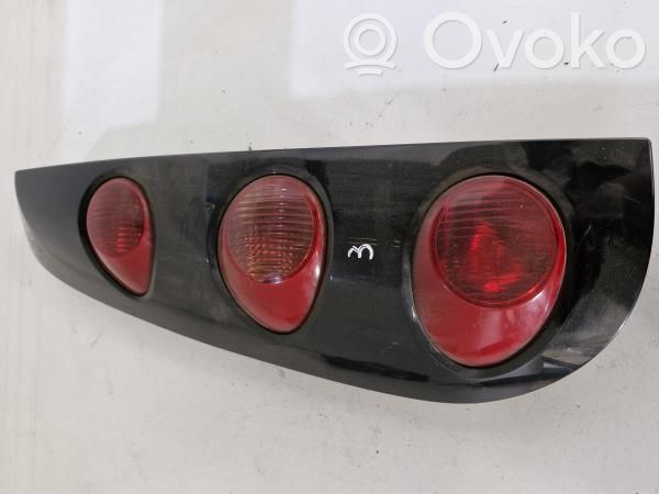Tailgate rear/tail lights   A4548200564