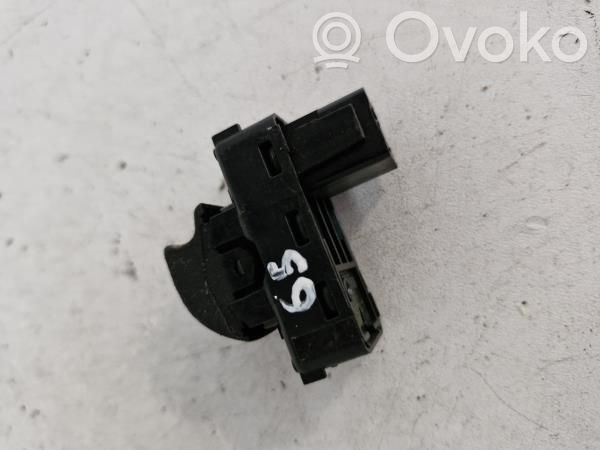 Multifunctional control switch/knob   9668428277