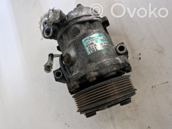 Suzuki Swift I Air conditioning (A/C) compressor (pump) 