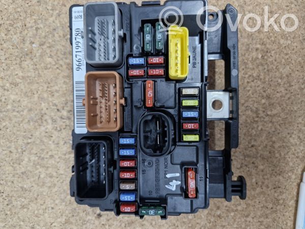 SAM vadības bloks   9667199780,R09