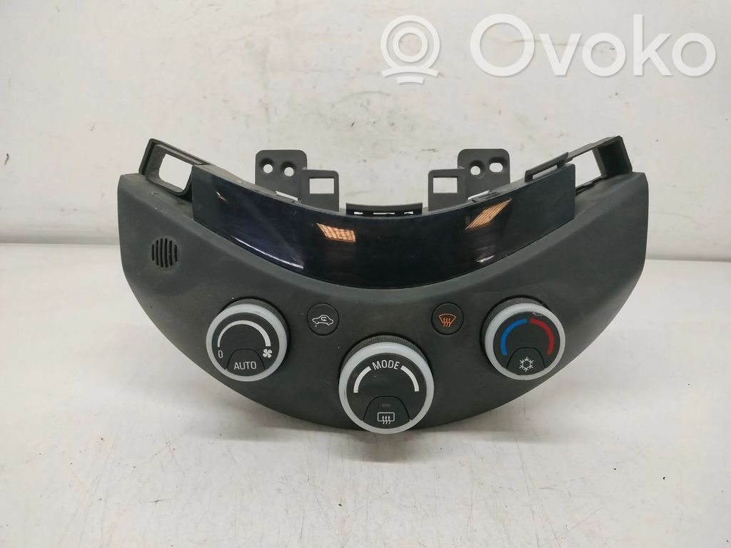 Chevrolet Spark Climate control unit 