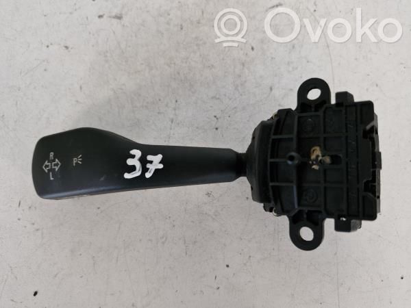Multifunctional control switch/knob   8363662M