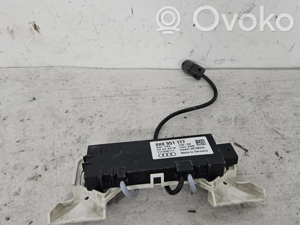 Audi A4 S4 B8 8K Światło fotela przedniego 