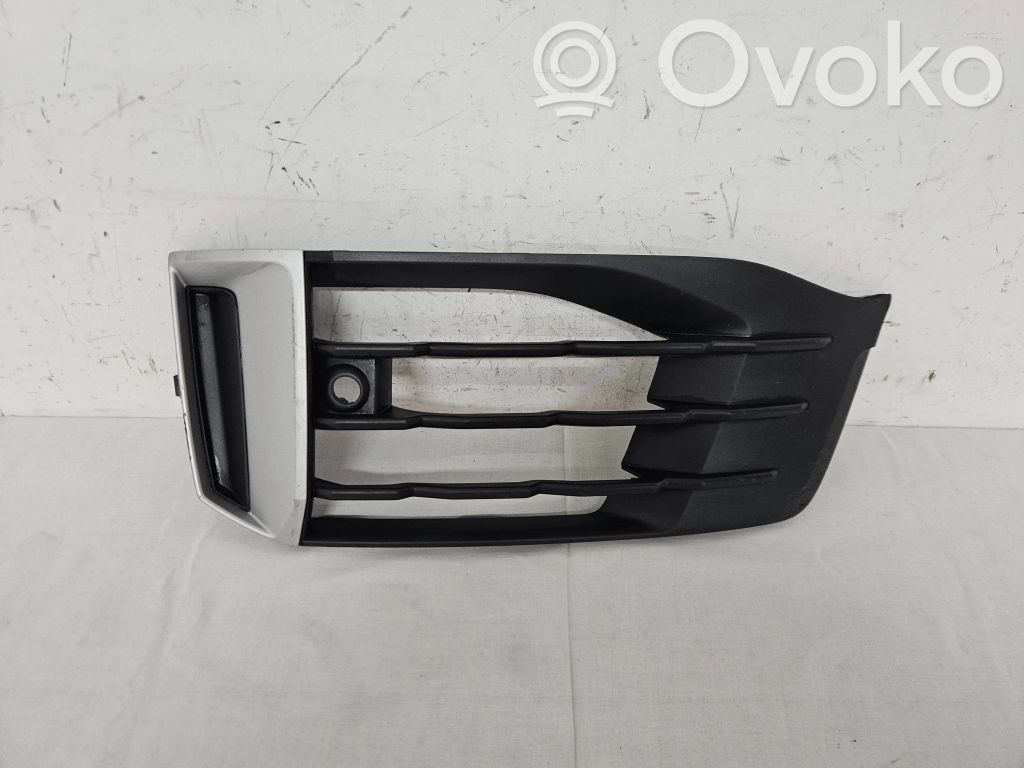 Kratka dolna zderzaka przedniego   4M0807681AK
