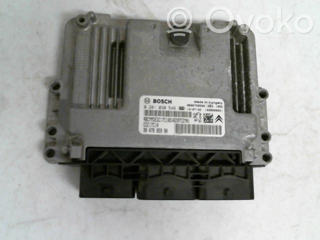 Citroen C3 Picasso Engine control unit/module 