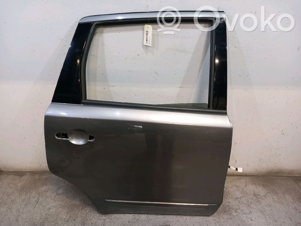 Nissan Note (E11) Galinės durys 