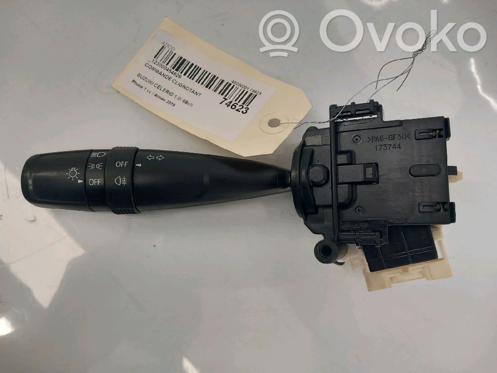 Suzuki Celerio Steering wheel buttons/switches 