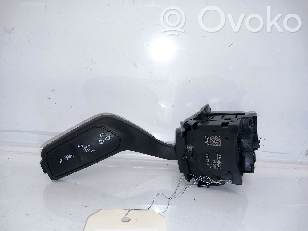 Ford Puma Boutons / interrupteurs volant 