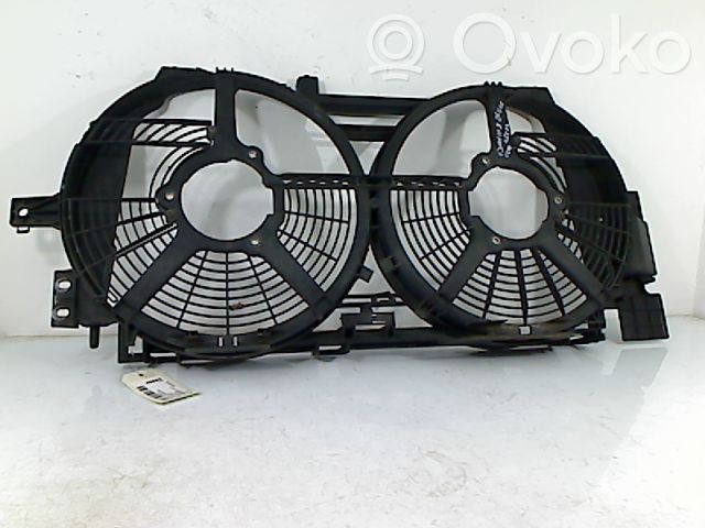 Renault Espace III Fixation de radiateur 