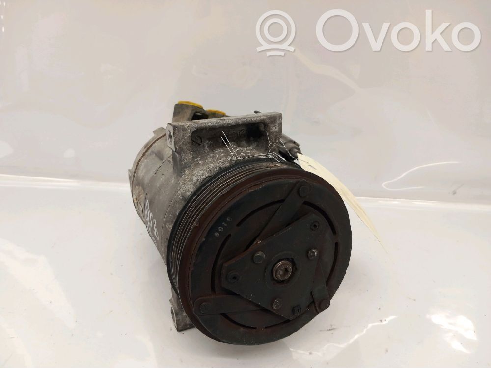 Air conditioning (A/C) compressor (pump)   926002019R,926002019R