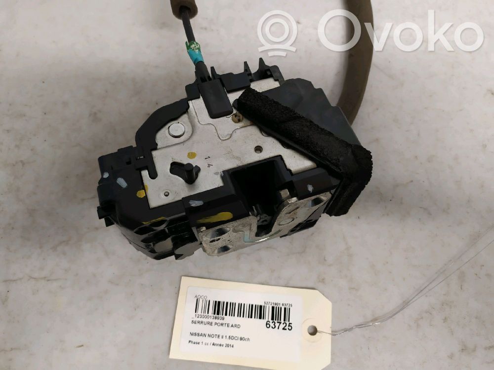 Cerradura de puerta trasera   825003VV0A,825003VV0A