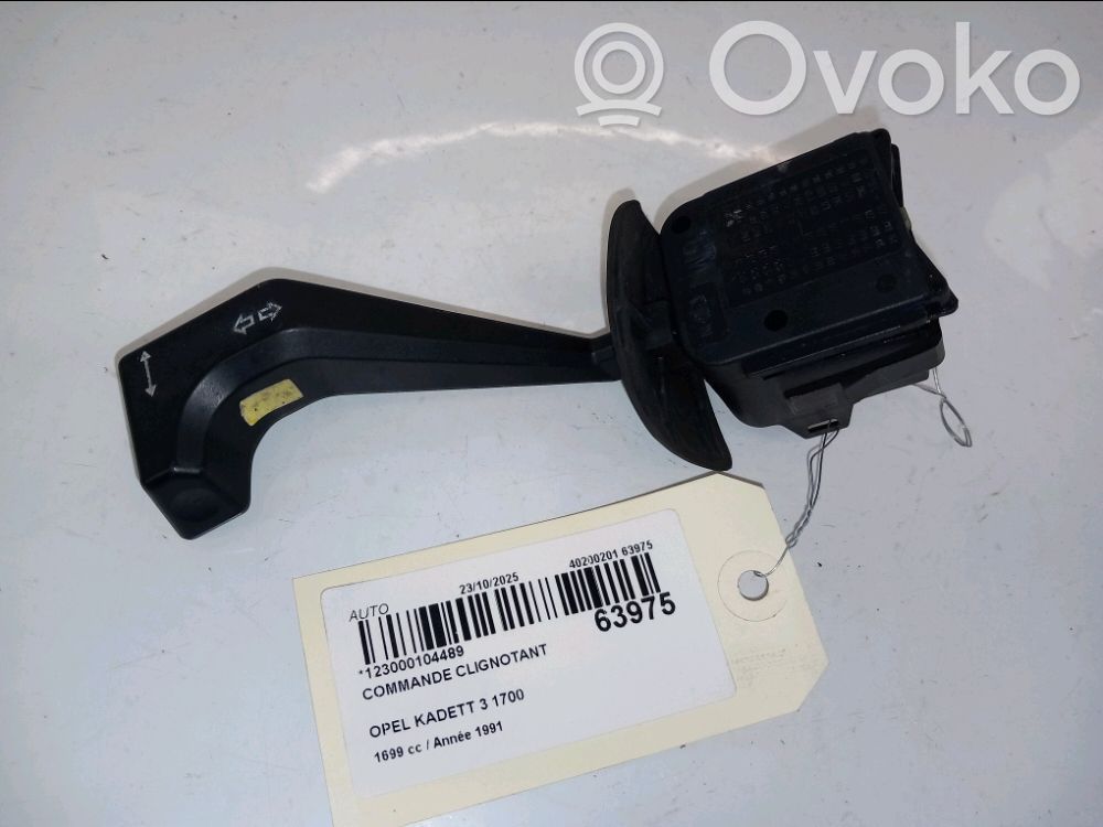 Boutons / interrupteurs volant   90221174,90221174