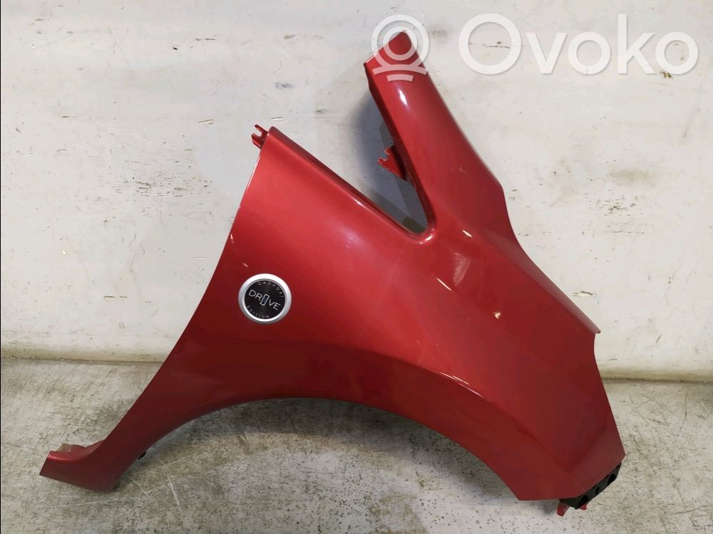 Nissan Note (E12) Крыло 