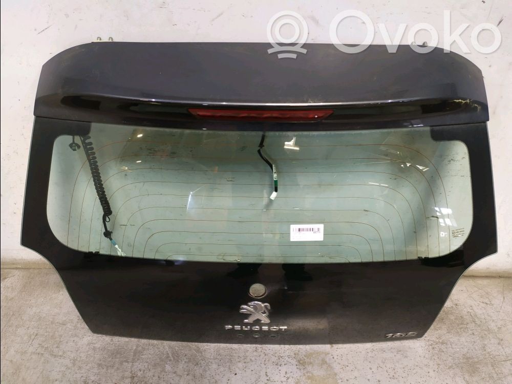 Rear windscreen/windshield window   B000825280,B000825280