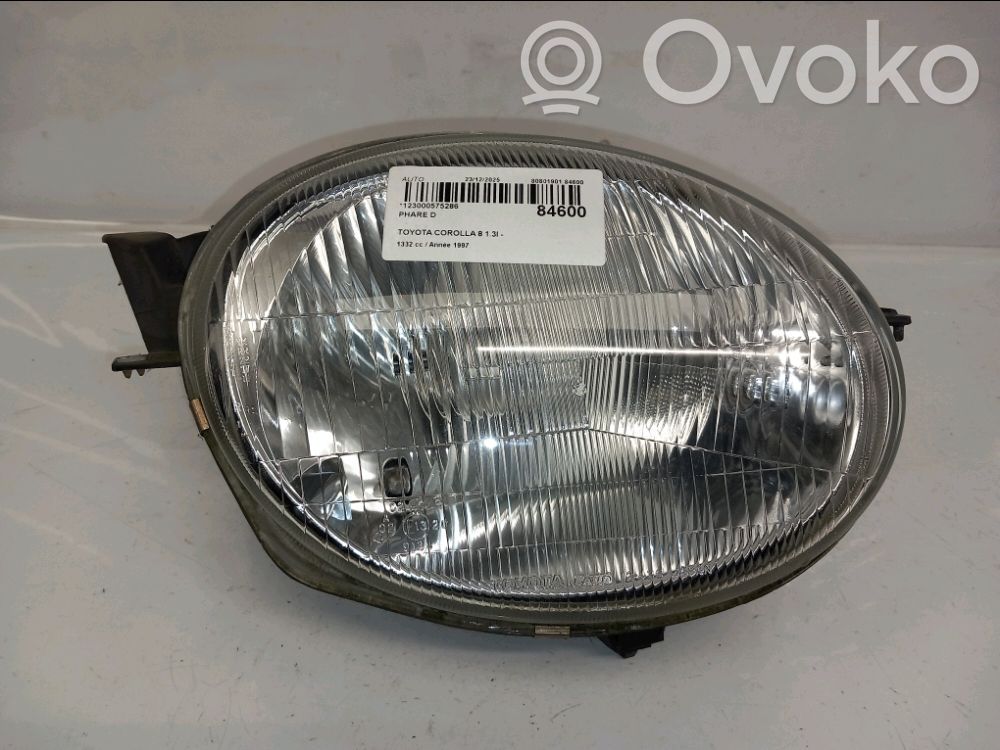 Toyota Corolla E110 Headlight/headlamp 
