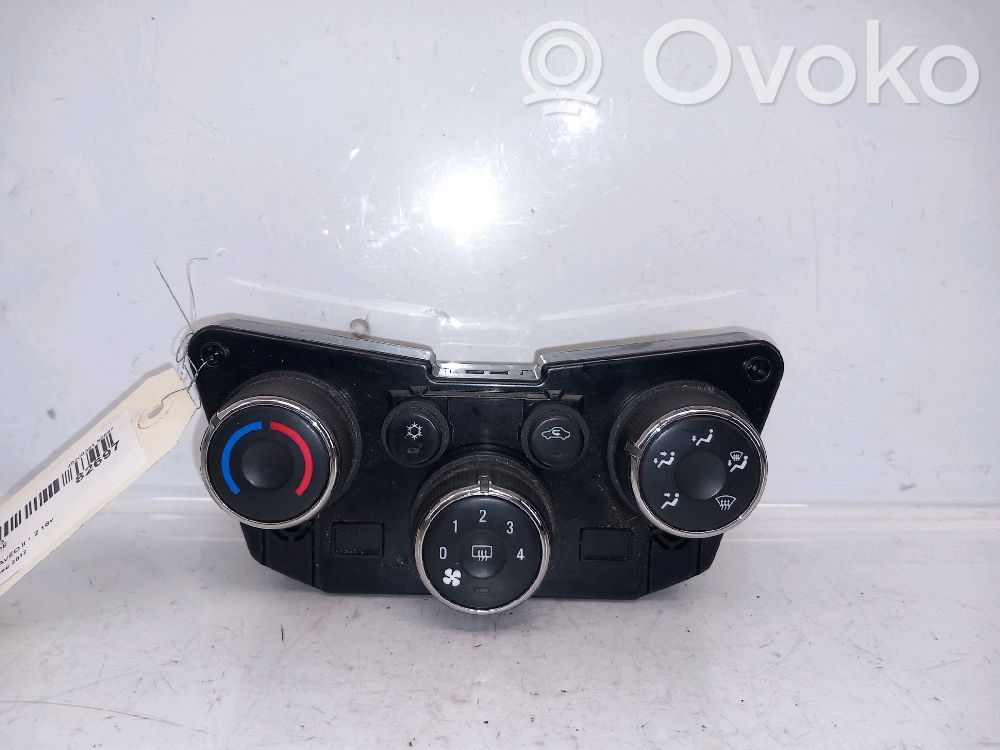 Unidad de control climatización   95076682,95076682