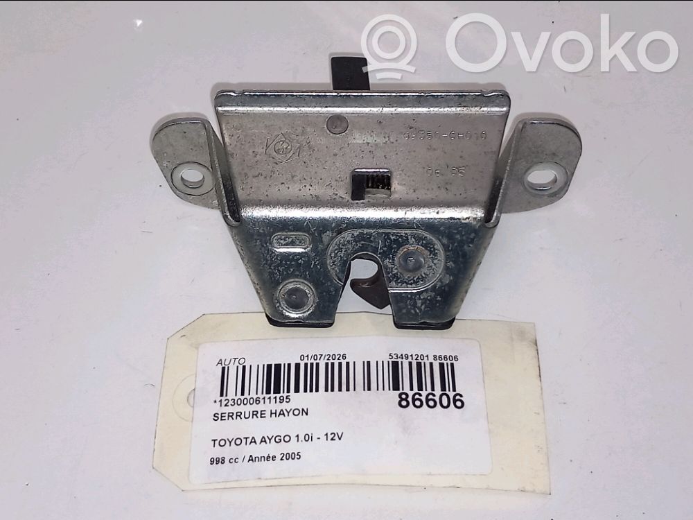 Toyota Aygo AB10 Etuoven lukko 