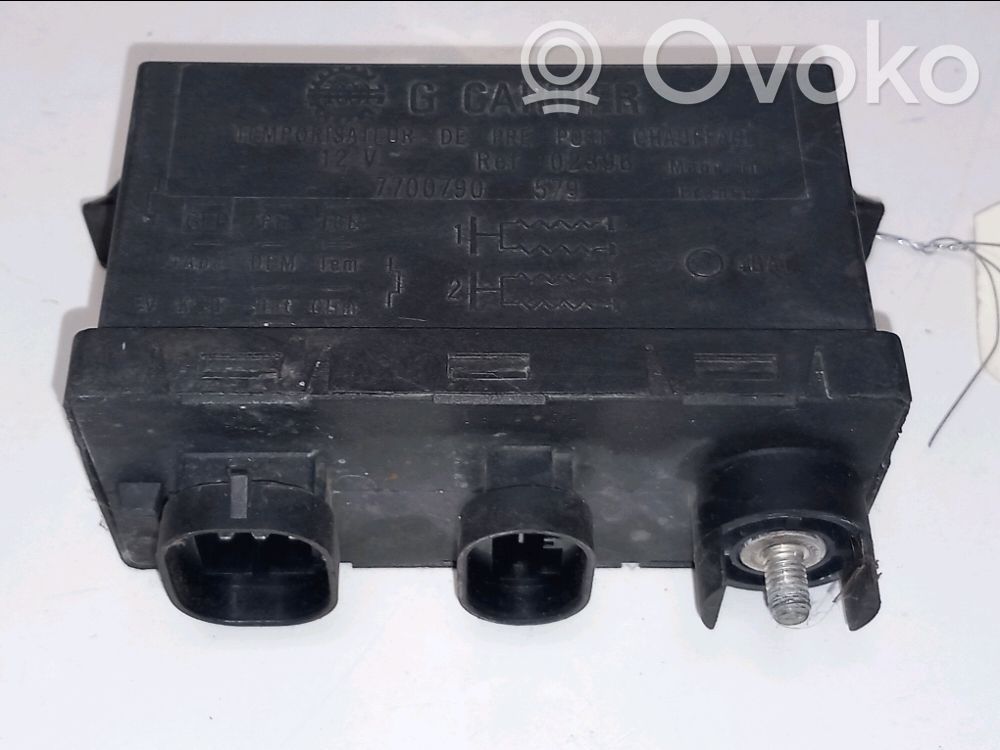 Renault Clio I Przekaźnik / Modul układu ogrzewania wstępnego