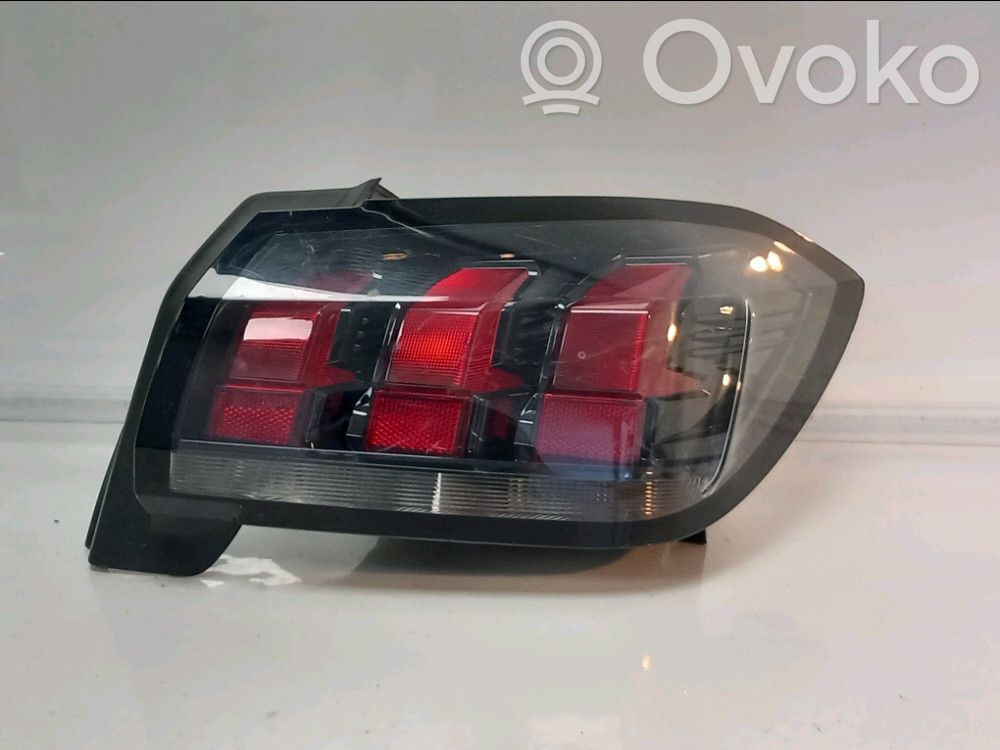 Peugeot 208 II Lampa tylna 