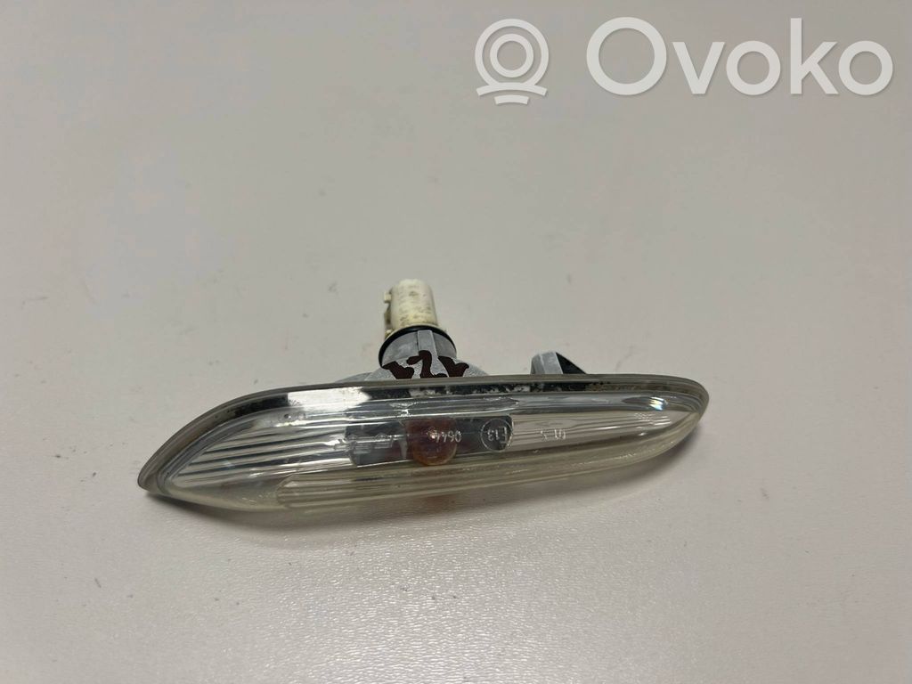 BMW 5 E60 E61 Front fender indicator light 