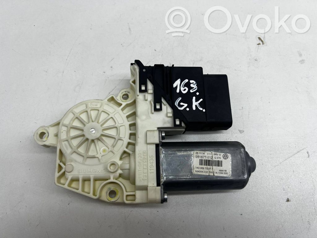 Volkswagen PASSAT B6 Elektryczny podnośnik szyby drzwi przednich 