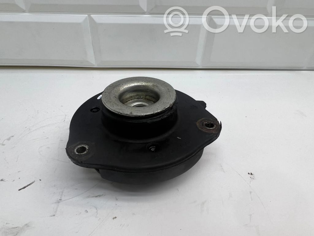 Volkswagen PASSAT B6 Coil spring mount 