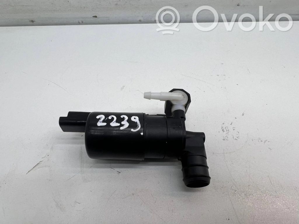 Peugeot 207 Windscreen/windshield washer pump 