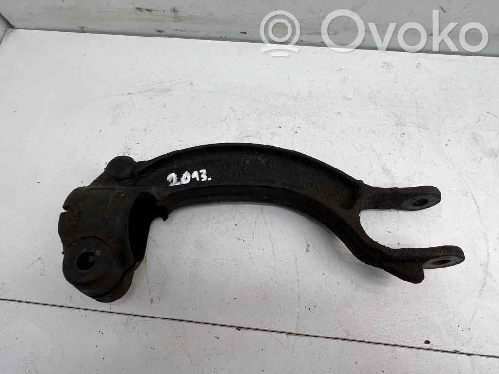 Audi A4 S4 B8 8K Lower shock absorber bracket 