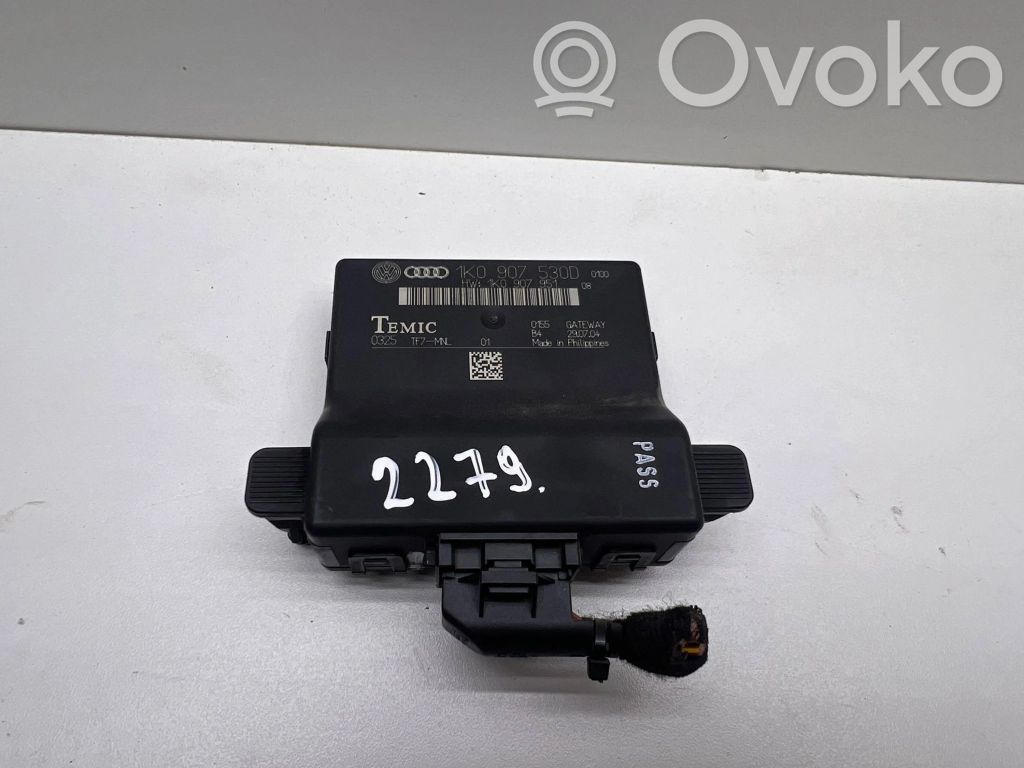 Audi A3 S3 A3 Sportback 8P Gateway control module 