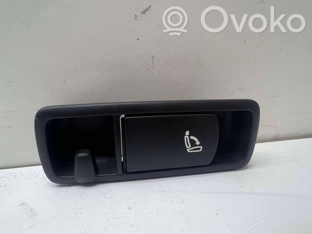 Rączka / Dźwignia regulacji fotela tylnego   3AF885591