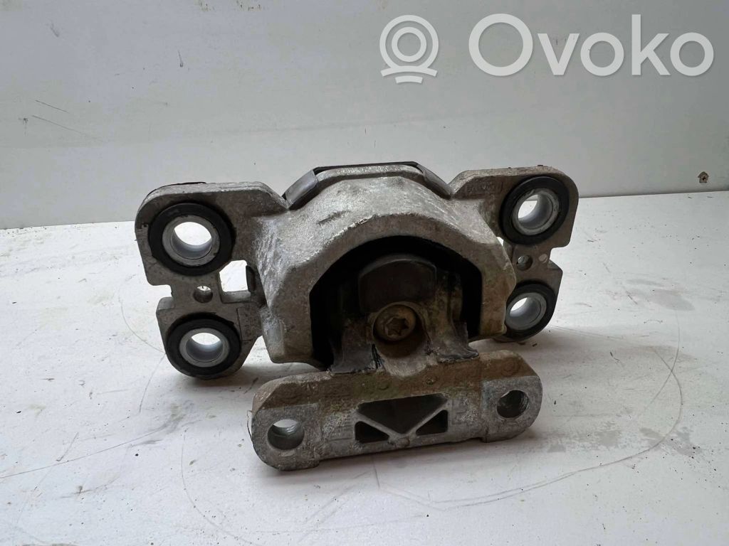 Volvo XC60 Gearbox mount 