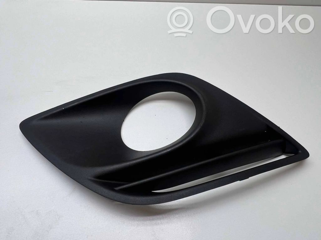 Volvo XC60 Etusumuvalon ritilä 