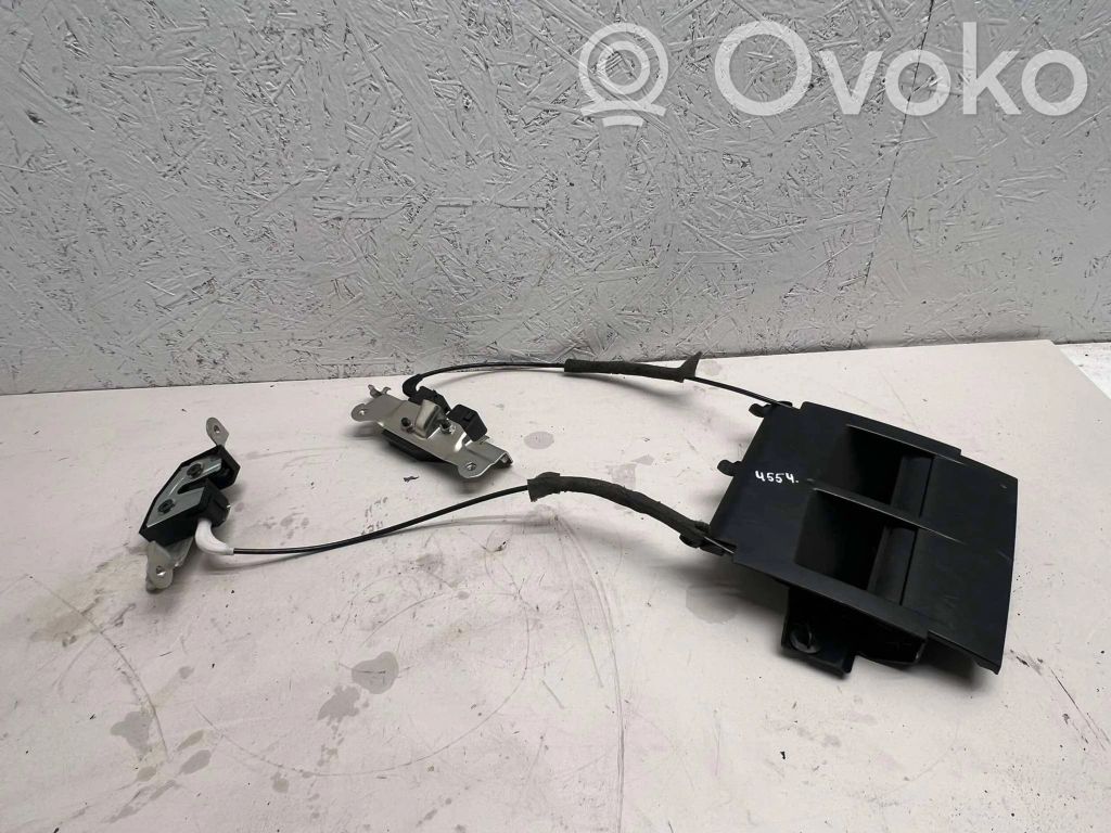 Volvo S60 Zatrzask blokady oparcia fotela 