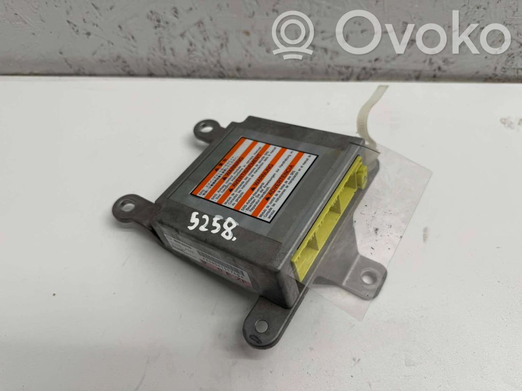 Subaru Outback Airbag control unit/module 