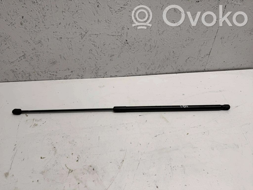 Audi A4 S4 B8 8K Konepellin kaasujousi 