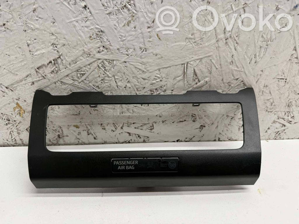 Seat Arona Climate control/heater control trim 