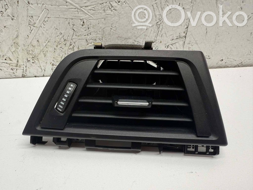 BMW 3 GT F34 Moldura protectora de la rejilla de ventilación lateral del panel 