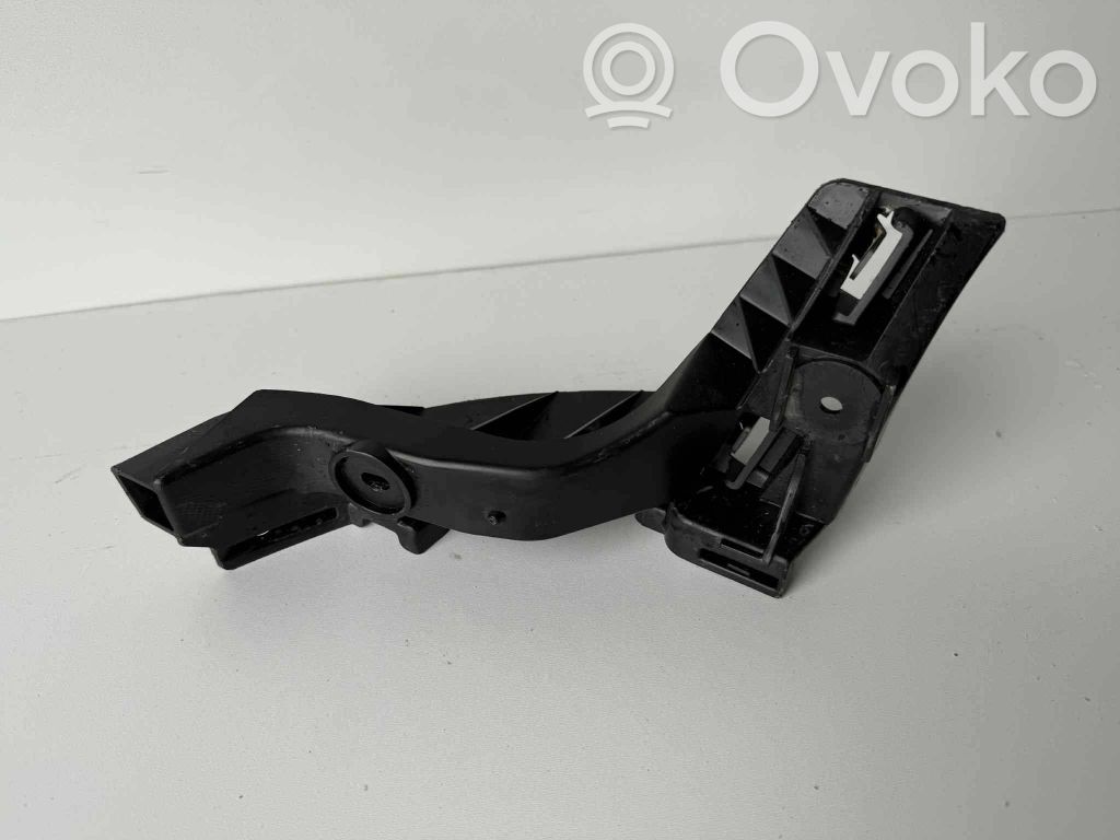 Seat Arona Soporte de montaje del parachoques trasero 