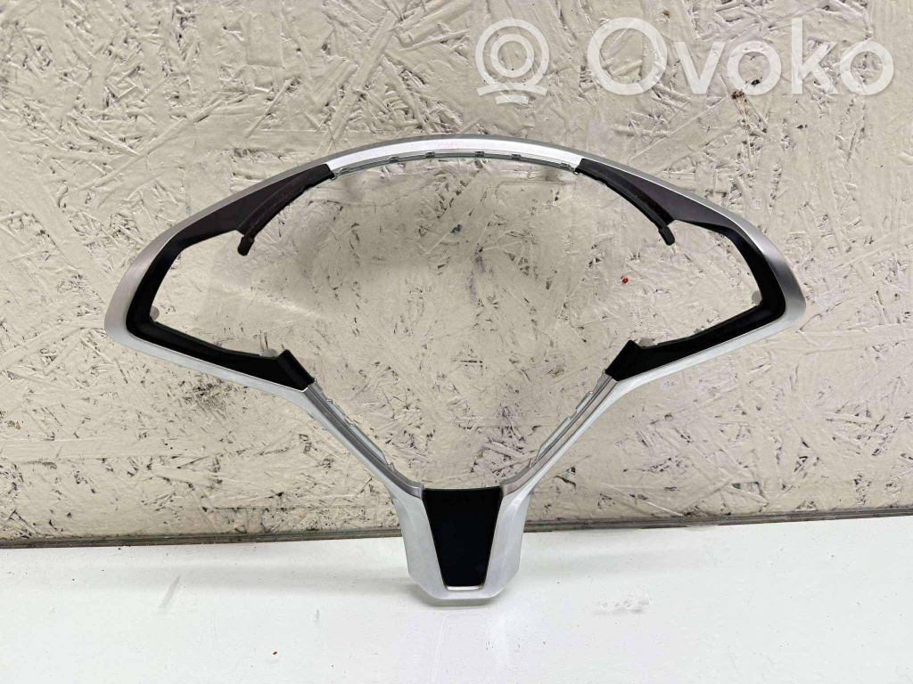 Tesla Model X Vairo apdaila 