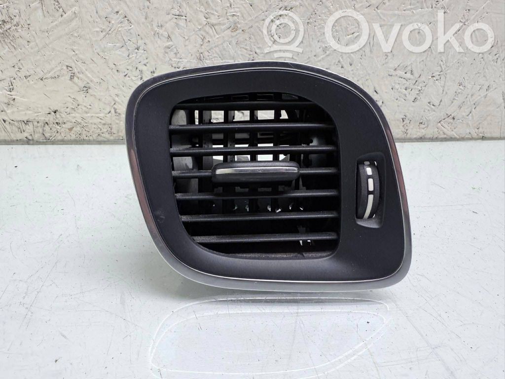 Volvo V40 Boczna kratka nawiewu deski rozdzielczej 