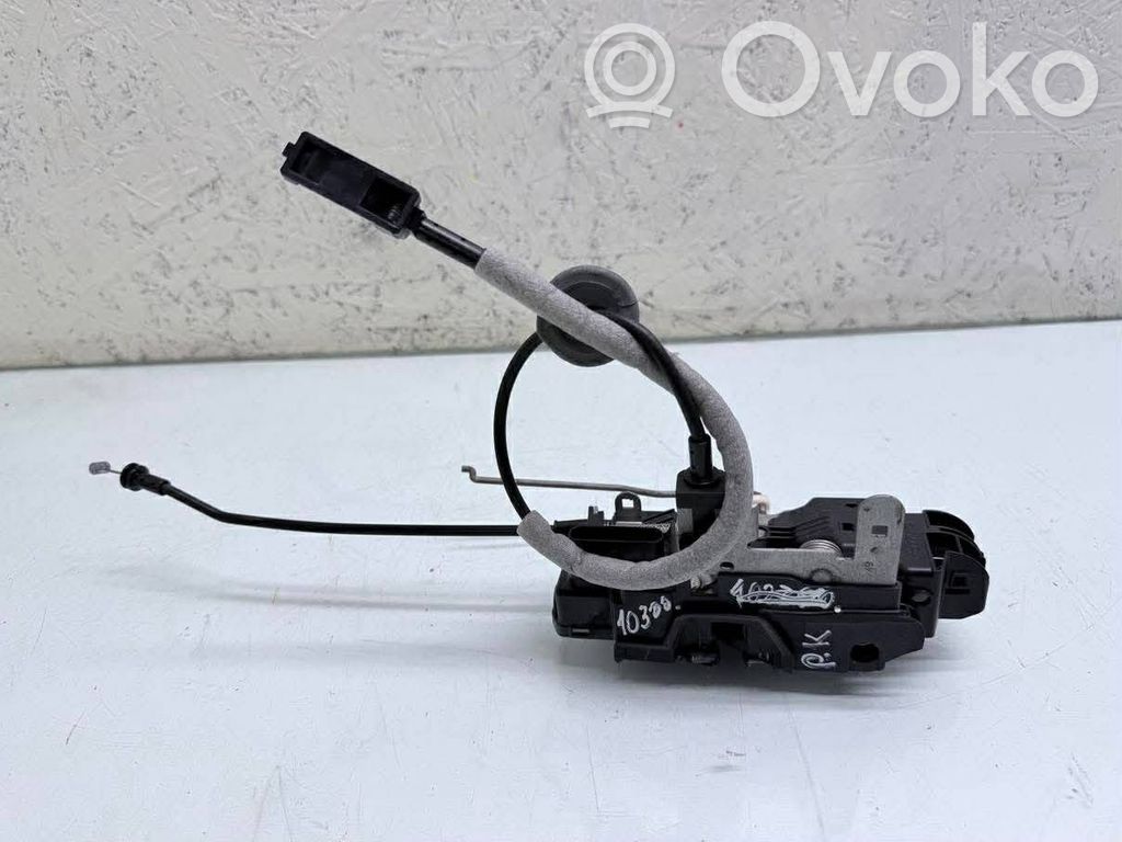 Volvo V40 Priekinė durų spyna 