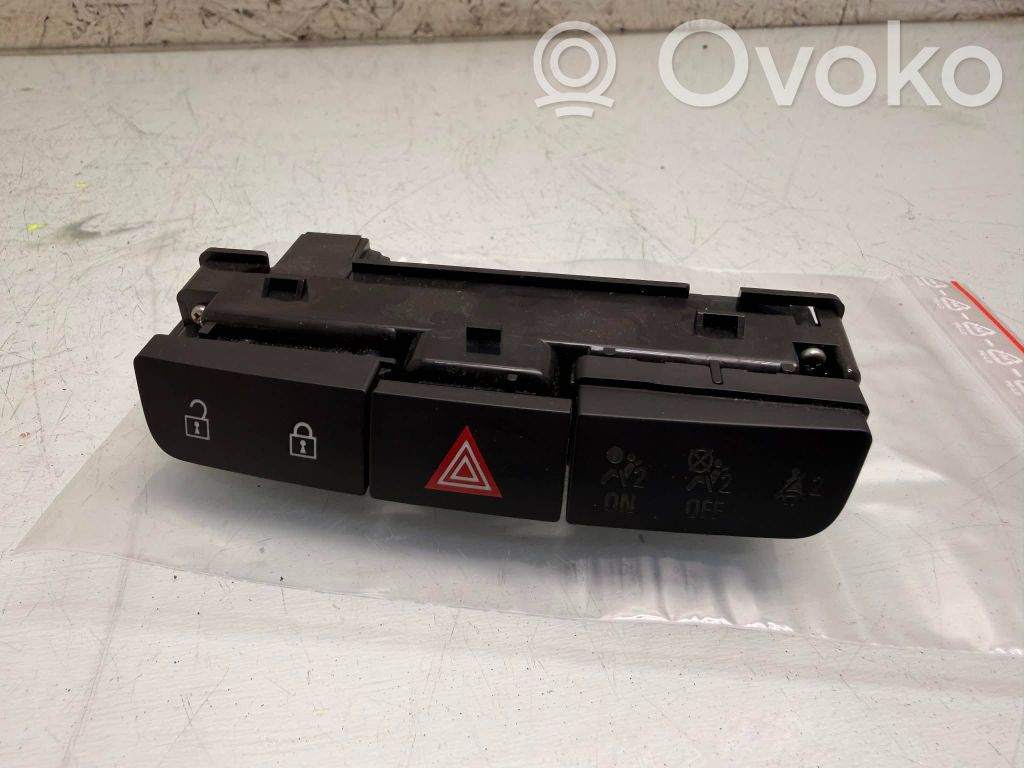 Opel Insignia A Hazard light switch 
