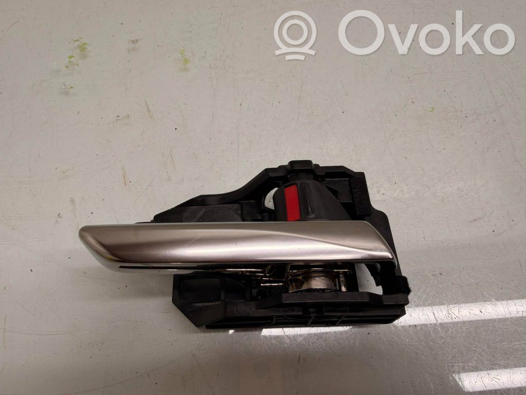 Front door interior handle   BCJHV8392