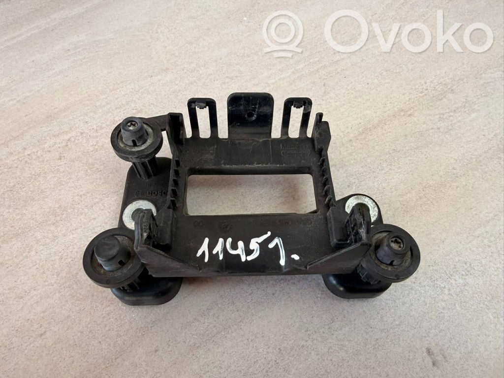 Volkswagen Touran III Suport radar distronic 