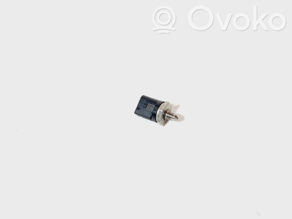 Audi A4 S4 B8 8K Sensor de presión de combustible 