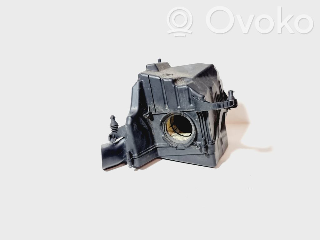 Ford Focus Air filter box 