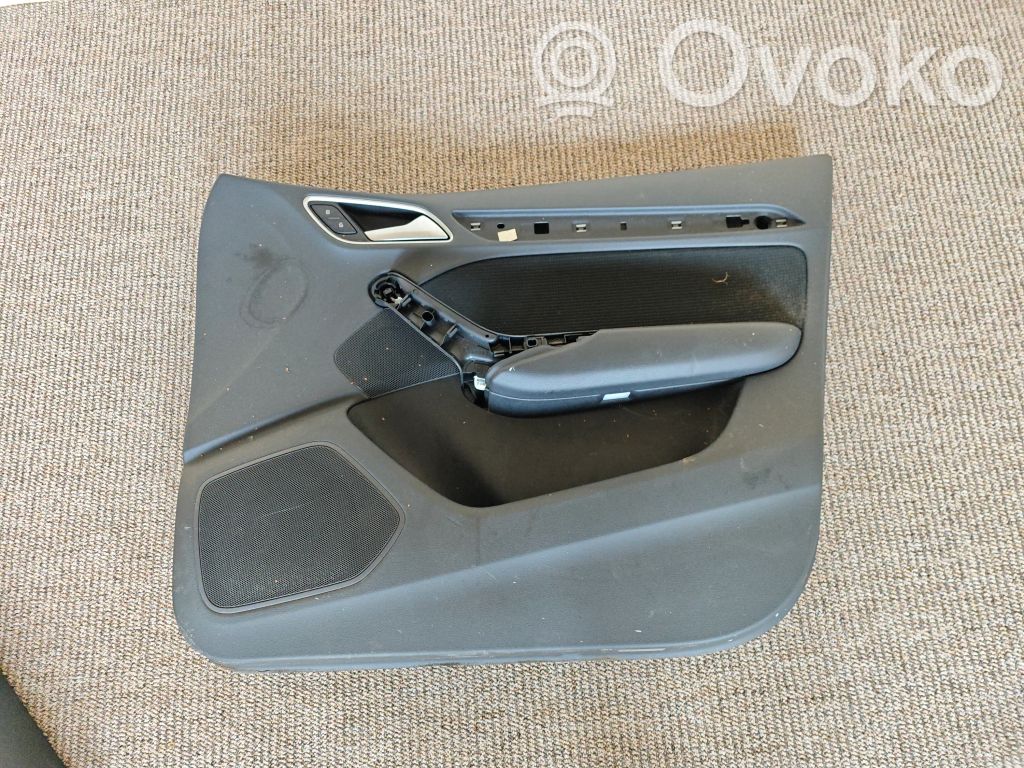 Audi Q3 8U Etuoven verhoilu 