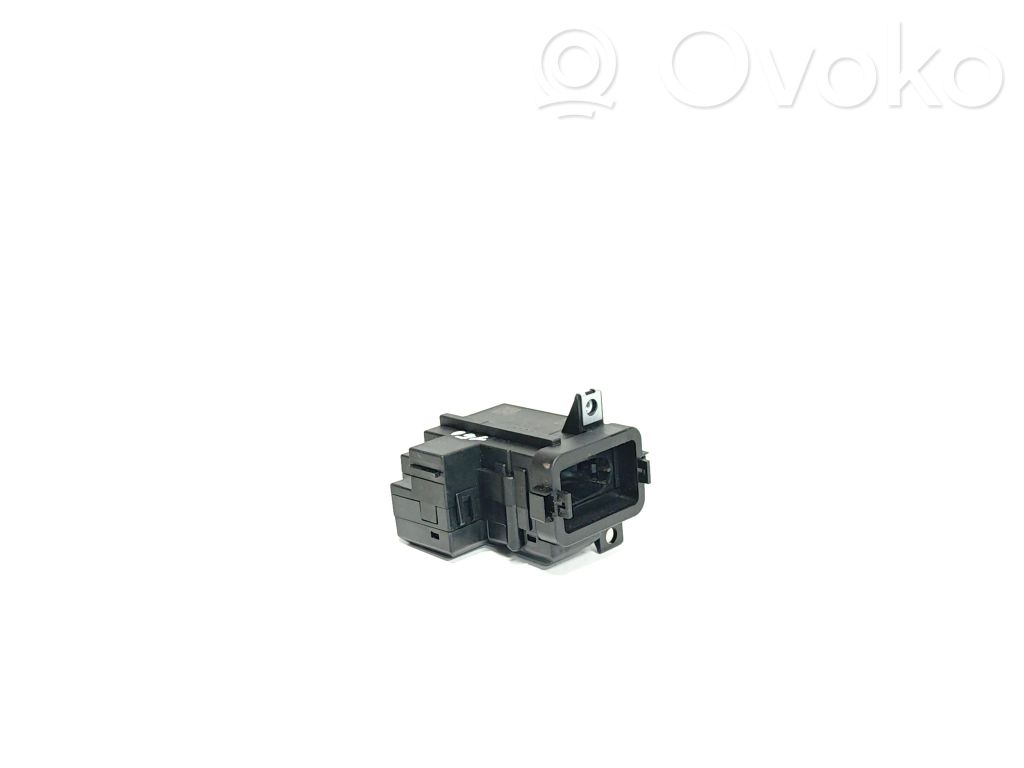 Audi A4 S4 B8 8K Ignition lock 