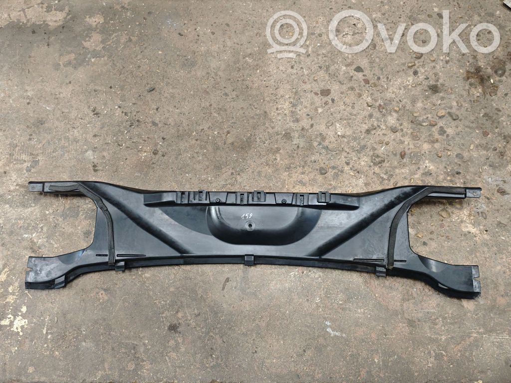 BMW 1 E81 E87 Wiper trim 