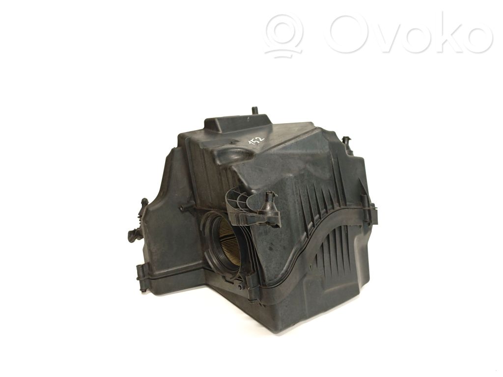 Volvo V40 Air filter box 